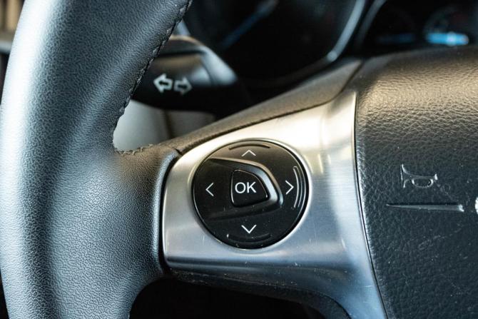 Ford Focus III с пробегом 2012 года, цена 850 000 рублей, 134159 км, хэтчбек, Автокод Объявления