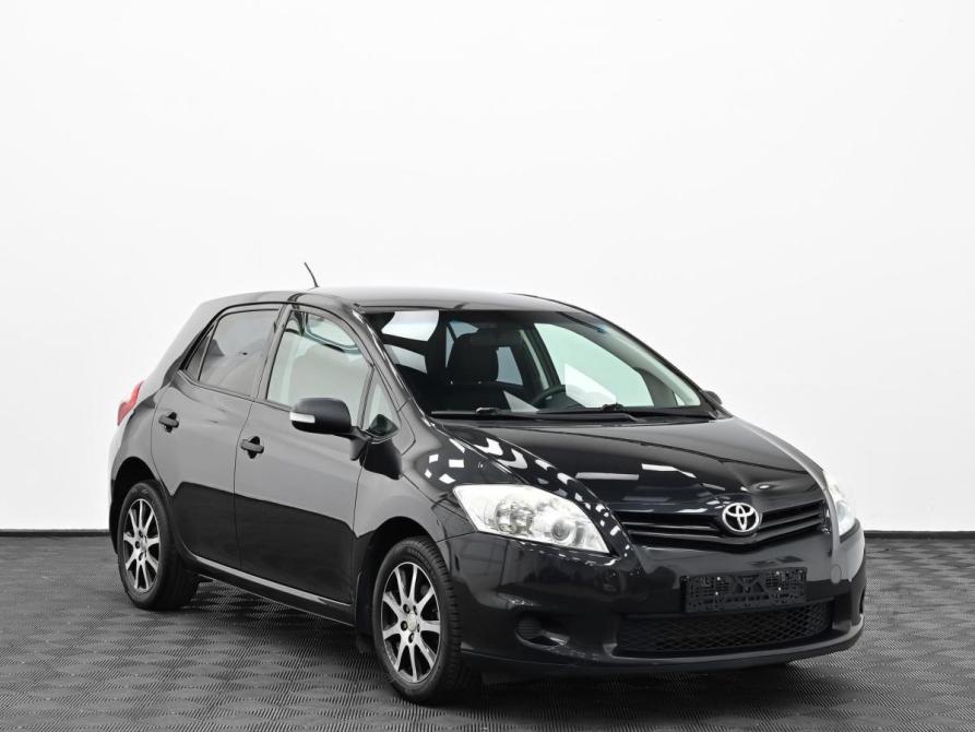 Toyota Auris I Рестайлинг Москва  - изображение 1
