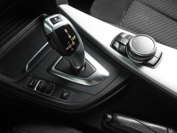 BMW 3 серии VI (F3x) Рестайлинг с пробегом 2015 года, цена 2 069 000 рублей, 213225 км, седан, Автокод Объявления