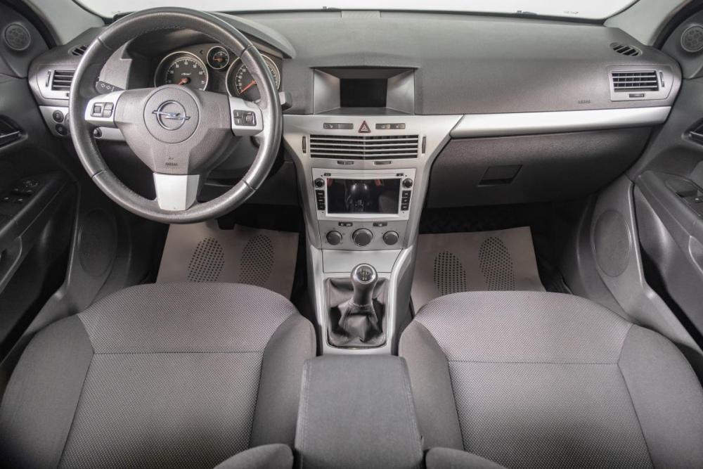 Opel Astra H Рестайлинг Томск  - изображение 11