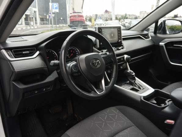 Toyota RAV4 V (XA50) с пробегом 2021 года, цена 3 100 000 рублей, 100800 км, внедорожник, Автокод Объявления