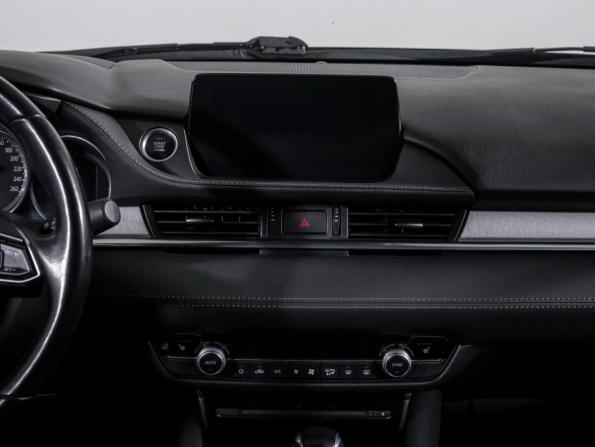 Mazda 6 III (GJ) Рестайлинг 2 с пробегом 2021 года, цена 2 575 000 рублей, 63793 км, седан, Автокод Объявления