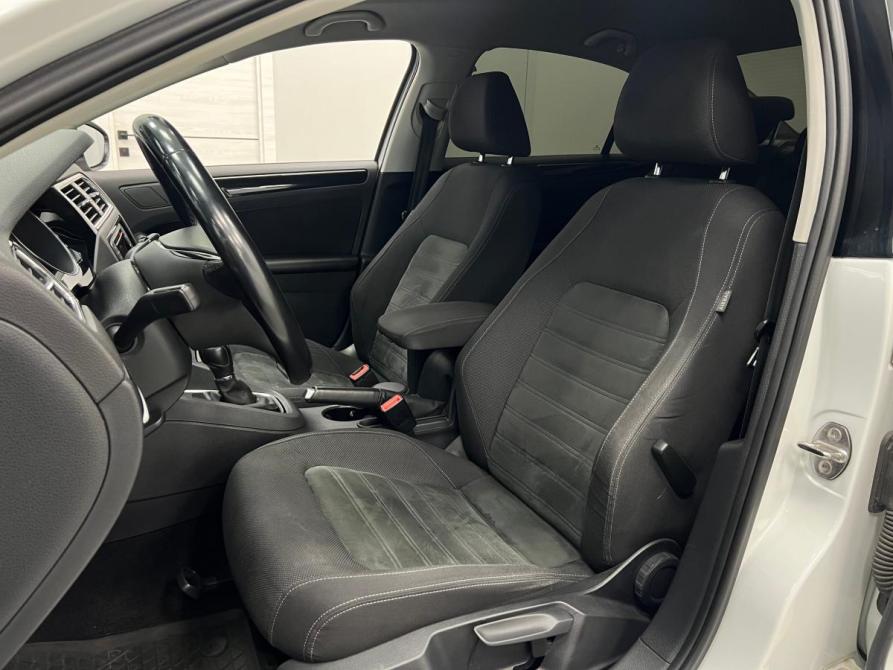 Volkswagen Jetta VI Рестайлинг Казань  - изображение 16