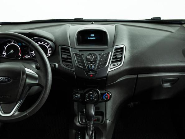 Ford Fiesta Mk6 Рестайлинг с пробегом 2018 года, цена 1 179 700 рублей, 76036 км, хэтчбек, Автокод Объявления