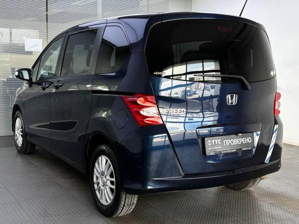 Honda Freed I с пробегом 2010 года, цена 1 150 000 рублей, 165000 км, компактвэн, Автокод Объявления
