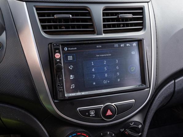 Hyundai Solaris I Рестайлинг с пробегом 2016 года, цена 1 110 000 рублей, 123199 км, седан, Автокод Объявления