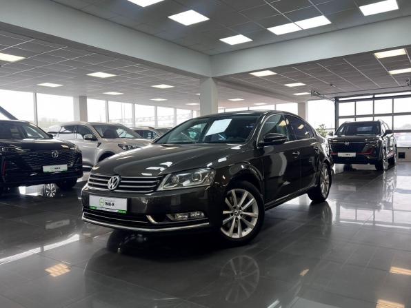 Volkswagen Passat B7 с пробегом 2013 года, цена 1 295 000 рублей, 169000 км, седан, Автокод Объявления