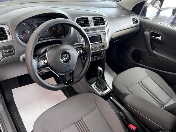 Volkswagen Polo V Рестайлинг с пробегом 2017 года, цена 1 065 000 рублей, 193454 км, седан, Автокод Объявления