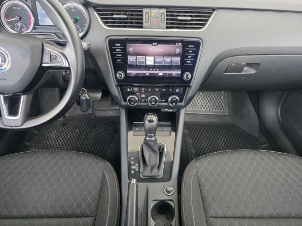 Skoda Octavia III (A7) Рестайлинг с пробегом 2018 года, цена 1 699 000 рублей, 149000 км, лифтбек, Автокод Объявления