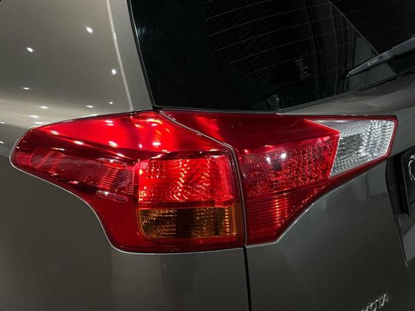 Toyota RAV4 IV (XA40) с пробегом 2014 года, цена 2 044 000 рублей, 220551 км, внедорожник, Автокод Объявления