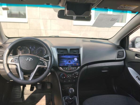 Hyundai Solaris I Рестайлинг с пробегом 2015 года, цена 870 000 рублей, 165937 км, хэтчбек, Автокод Объявления