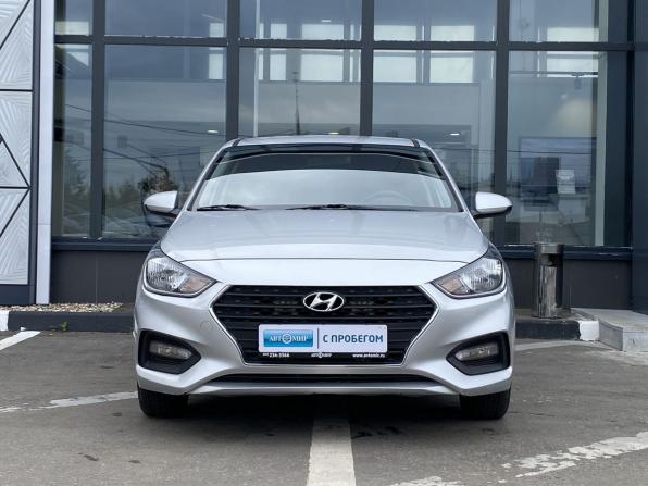 Hyundai Solaris II с пробегом 2017 года, цена 1 099 000 рублей, 178294 км, седан, Автокод Объявления