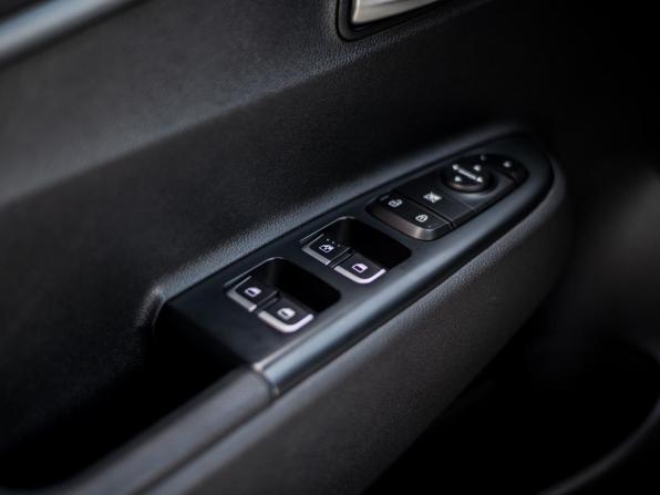 Kia Rio IV Рестайлинг с пробегом 2021 года, цена 1 670 000 рублей, 80541 км, хэтчбек, Автокод Объявления