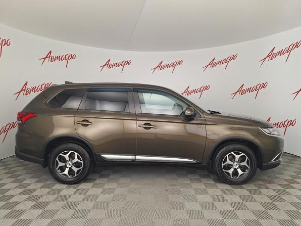 Mitsubishi Outlander III Рестайлинг 3 с пробегом 2018 года, цена 1 799 000 рублей, 158208 км, внедорожник, Автокод Объявления