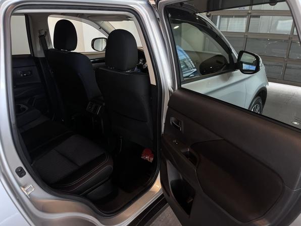 Mitsubishi Outlander III Рестайлинг 3 с пробегом 2019 года, цена 2 499 000 рублей, 67624 км, внедорожник, Автокод Объявления