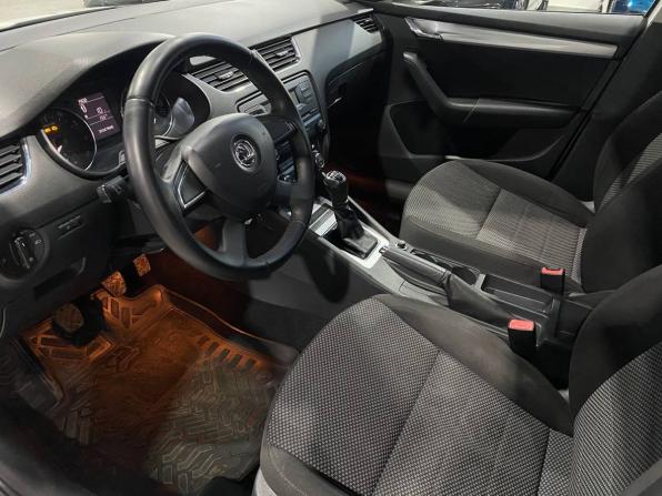 Skoda Octavia III (A7) с пробегом 2013 года, цена 799 000 рублей, 258000 км, лифтбек, Автокод Объявления