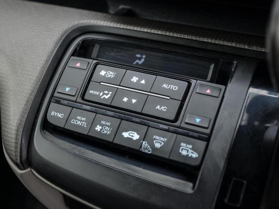 Honda Stepwgn V Курган  - изображение 15