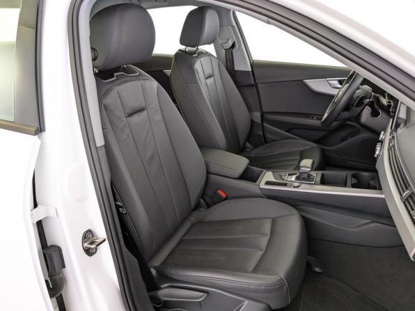 Audi A4 V (B9) Рестайлинг с пробегом 2022 года, цена 3 900 000 рублей, 39147 км, седан, Автокод Объявления