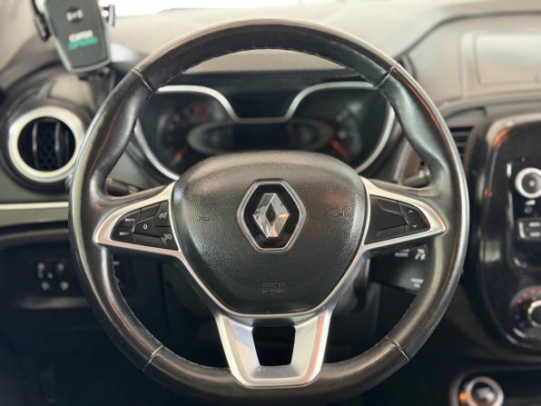 Renault Kaptur I Рестайлинг с пробегом 2021 года, цена 1 180 000 рублей, 141582 км, внедорожник, Автокод Объявления