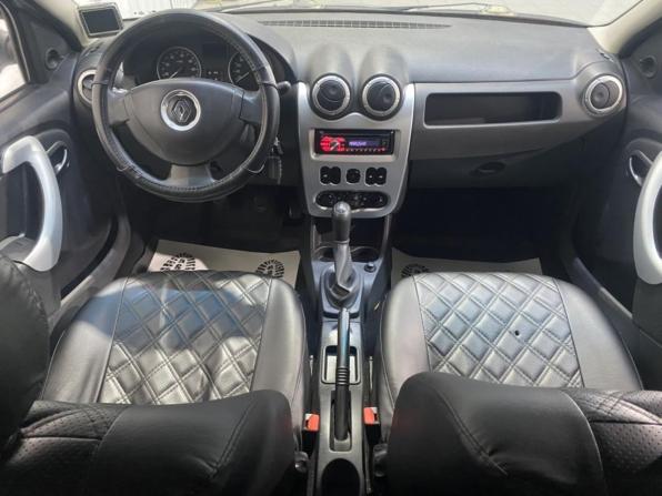 Renault Logan I Рестайлинг с пробегом 2013 года, цена 493 400 рублей, 161198 км, седан, Автокод Объявления