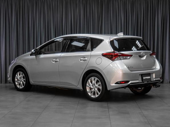 Toyota Auris II Рестайлинг с пробегом 2016 года, цена 1 499 000 рублей, 67117 км, хэтчбек, Автокод Объявления