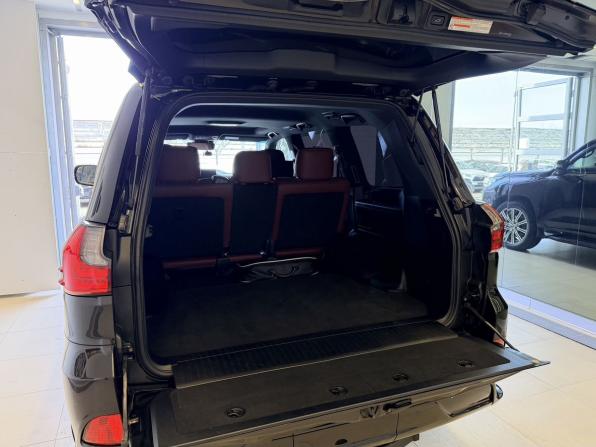 Lexus LX III Рестайлинг 2 с пробегом 2021 года, цена 10 720 000 рублей, 108000 км, внедорожник, Автокод Объявления