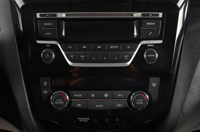 Nissan Qashqai II с пробегом 2017 года, цена 1 579 000 рублей, 125000 км, внедорожник, Автокод Объявления