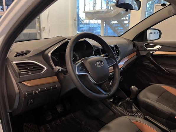 Lada (ВАЗ) Vesta I Рестайлинг (NG) с пробегом 2023 года, цена 1 550 000 рублей, 1670 км, универсал, Автокод Объявления