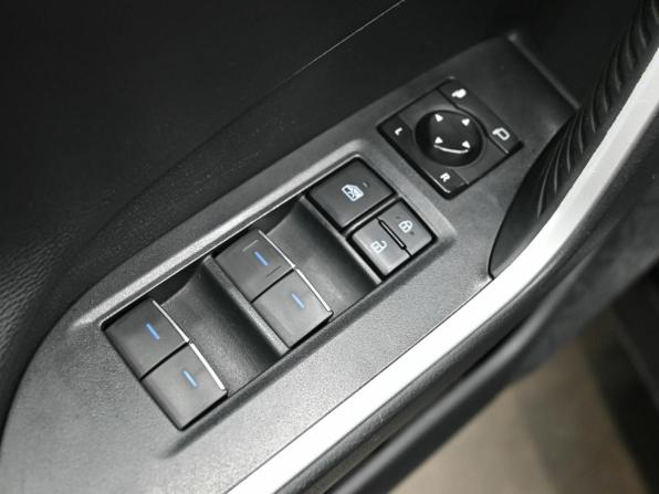 Toyota RAV4 V (XA50) с пробегом 2020 года, цена 2 970 000 рублей, 140878 км, внедорожник, Автокод Объявления