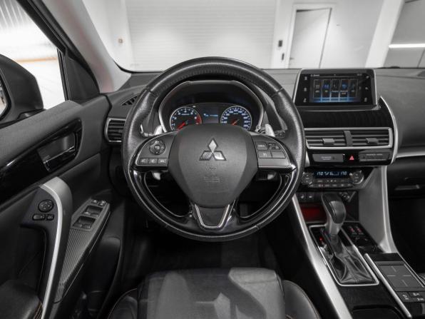 Mitsubishi Eclipse Cross I с пробегом 2018 года, цена 1 860 000 рублей, 116615 км, внедорожник, Автокод Объявления