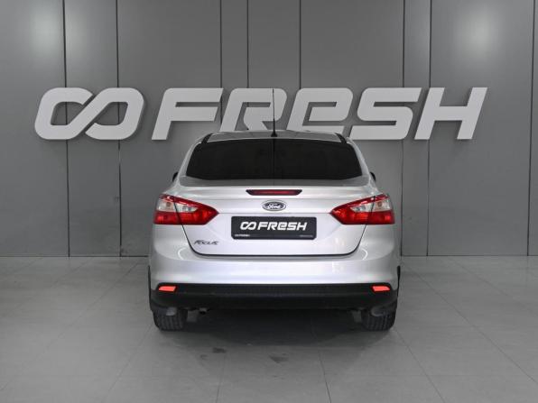 Ford Focus III с пробегом 2014 года, цена 799 000 рублей, 263627 км, седан, Автокод Объявления