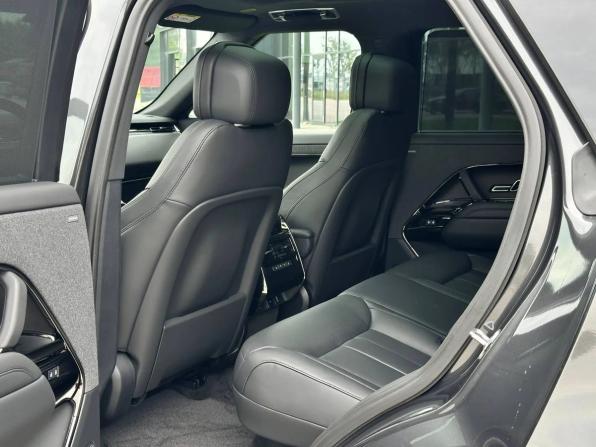 Land Rover Range Rover Sport III с пробегом 2026 года, цена 16 500 000 рублей, 36 км, внедорожник, Автокод Объявления