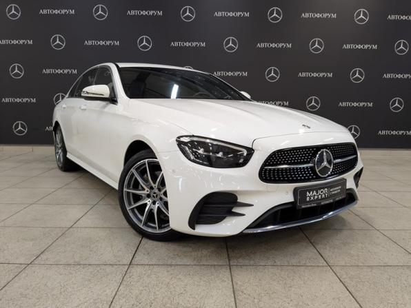 Mercedes-Benz E-Класс V (W213 S213 C238) Рестайлинг с пробегом 2022 года, цена 5 890 000 рублей, 27845 км, седан, Автокод Объявления