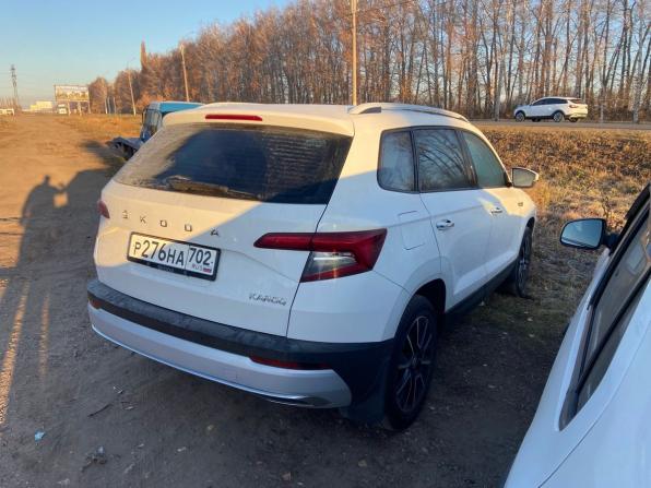 Skoda Karoq I с пробегом 2020 года, цена 2 300 000 рублей, 71966 км, внедорожник, Автокод Объявления