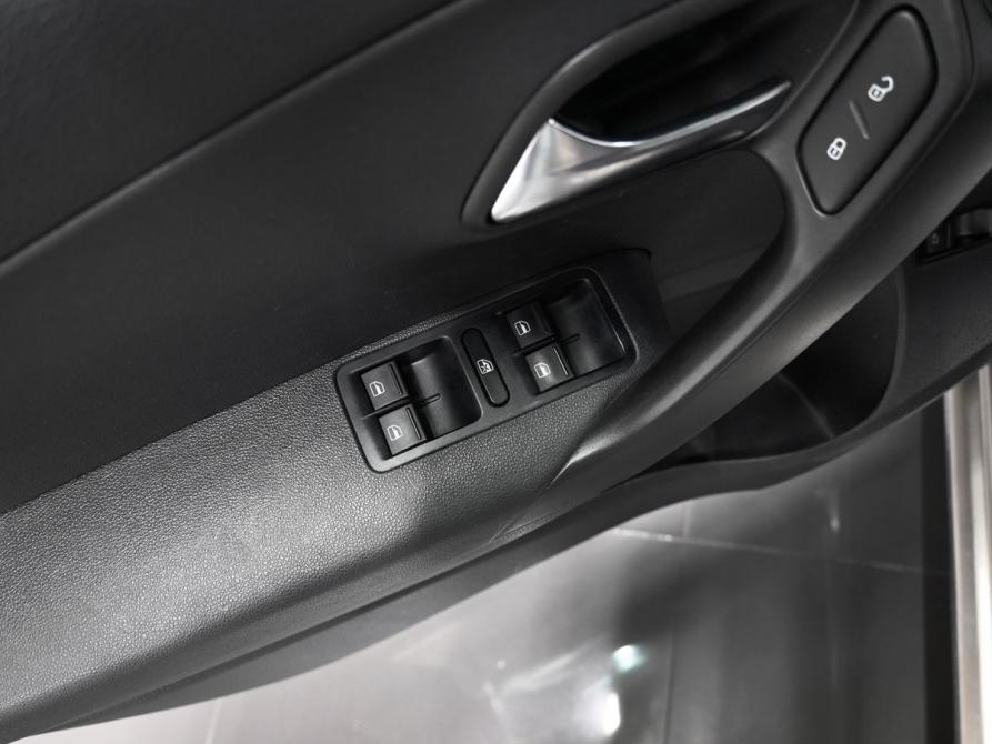 Volkswagen Polo V Рестайлинг Тверь  - изображение 18
