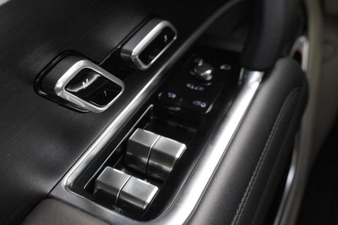 Land Rover Range Rover V с пробегом 2023 года, цена 15 000 000 рублей, 27247 км, внедорожник, Автокод Объявления