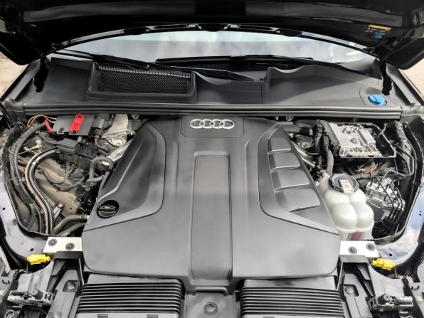 Audi Q7 II (4M) Рестайлинг с пробегом 2023 года, цена 8 330 000 рублей, 49513 км, внедорожник, Автокод Объявления