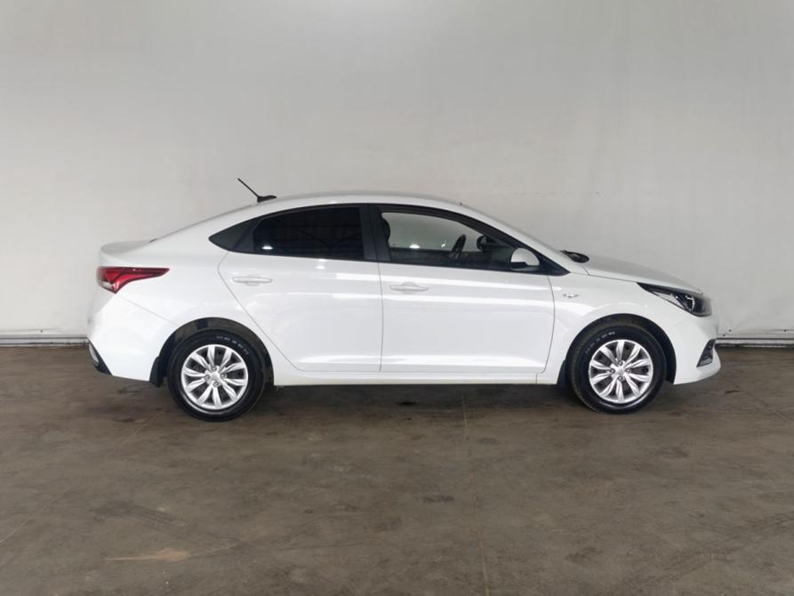 Hyundai Solaris II Москва  - изображение 8