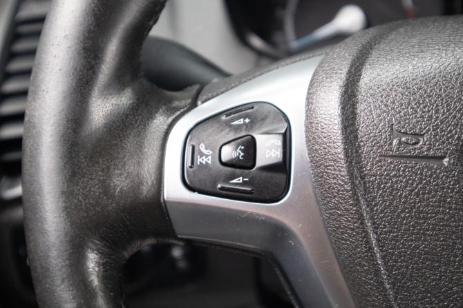 Ford EcoSport II с пробегом 2018 года, цена 1 239 000 рублей, 102172 км, внедорожник, Автокод Объявления