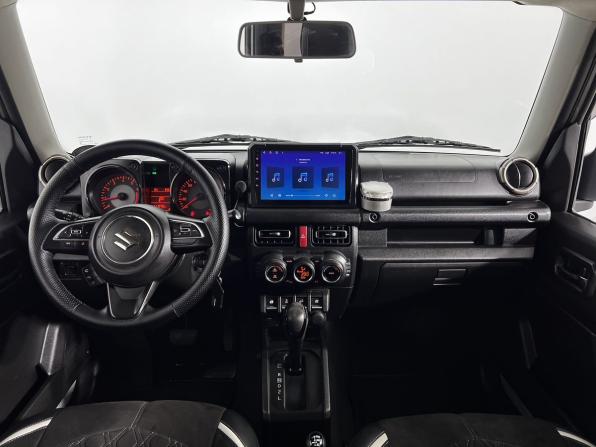 Suzuki Jimny IV с пробегом 2019 года, цена 2 490 000 рублей, 111070 км, внедорожник, Автокод Объявления
