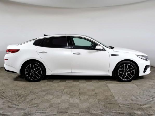 Kia Optima IV Рестайлинг с пробегом 2018 года, цена 1 998 000 рублей, 132838 км, седан, Автокод Объявления
