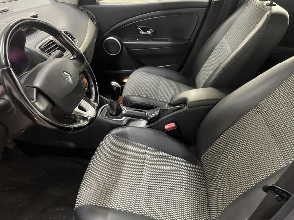 Renault Fluence I с пробегом 2012 года, цена 790 000 рублей, 142189 км, седан, Автокод Объявления