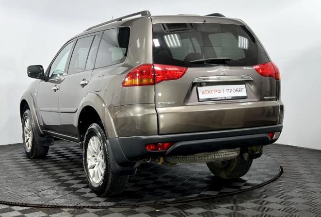 Mitsubishi Pajero Sport II с пробегом 2013 года, цена 1 700 000 рублей, 118511 км, внедорожник, Автокод Объявления