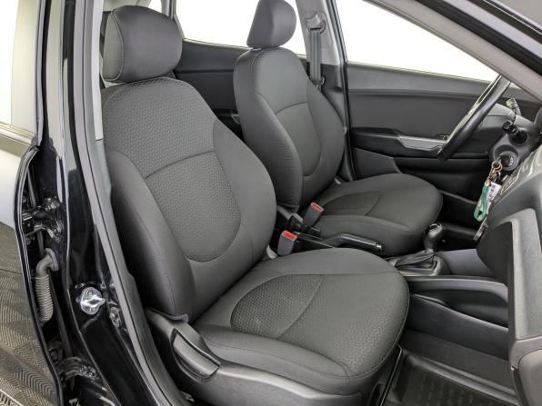 Kia Rio III Рестайлинг с пробегом 2017 года, цена 1 500 000 рублей, 41179 км, хэтчбек, Автокод Объявления