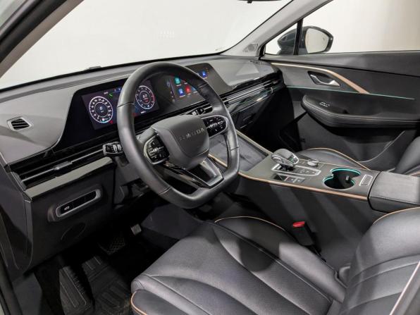 Omoda C5 I с пробегом 2023 года, цена 1 560 000 рублей, 74842 км, внедорожник, Автокод Объявления