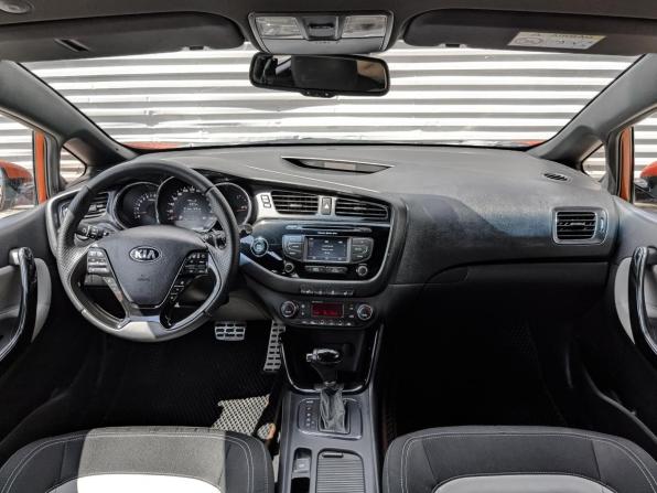 Kia Ceed II с пробегом 2013 года, цена 1 200 000 рублей, 151815 км, хэтчбек, Автокод Объявления
