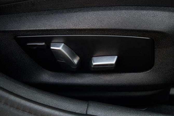 BMW 5 серии VII (G30/G31/G38) с пробегом 2018 года, цена 4 330 000 рублей, 85254 км, седан, Автокод Объявления