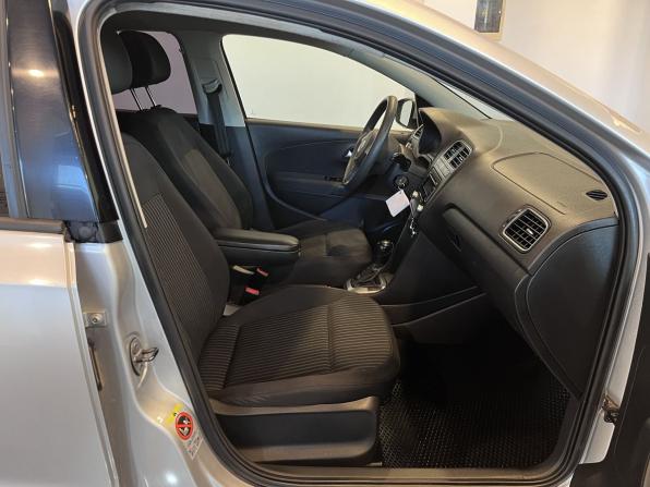 Volkswagen Polo V с пробегом 2011 года, цена 680 000 рублей, 223375 км, седан, Автокод Объявления