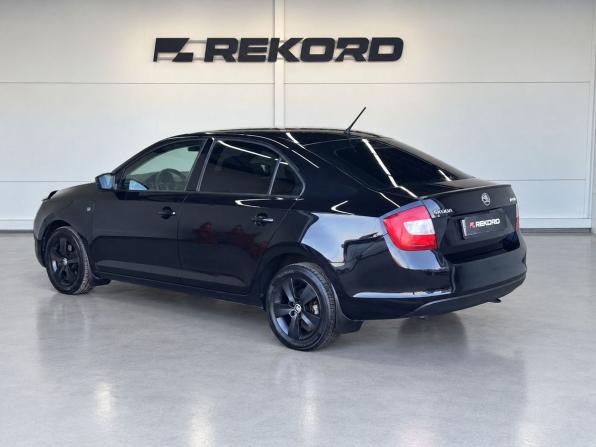 Skoda Rapid I с пробегом 2014 года, цена 1 299 000 рублей, 98600 км, лифтбек, Автокод Объявления