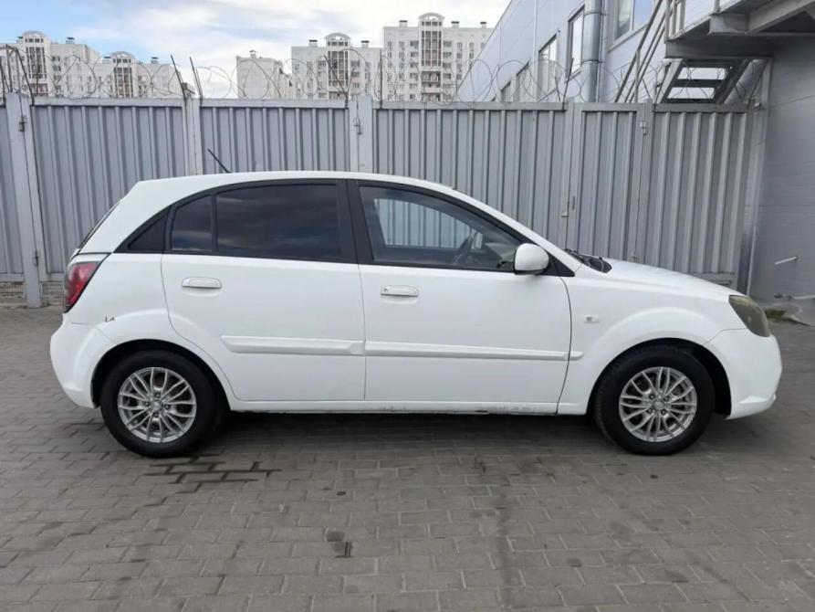 Kia Rio II Рестайлинг Ростов-на-Дону  - изображение 6